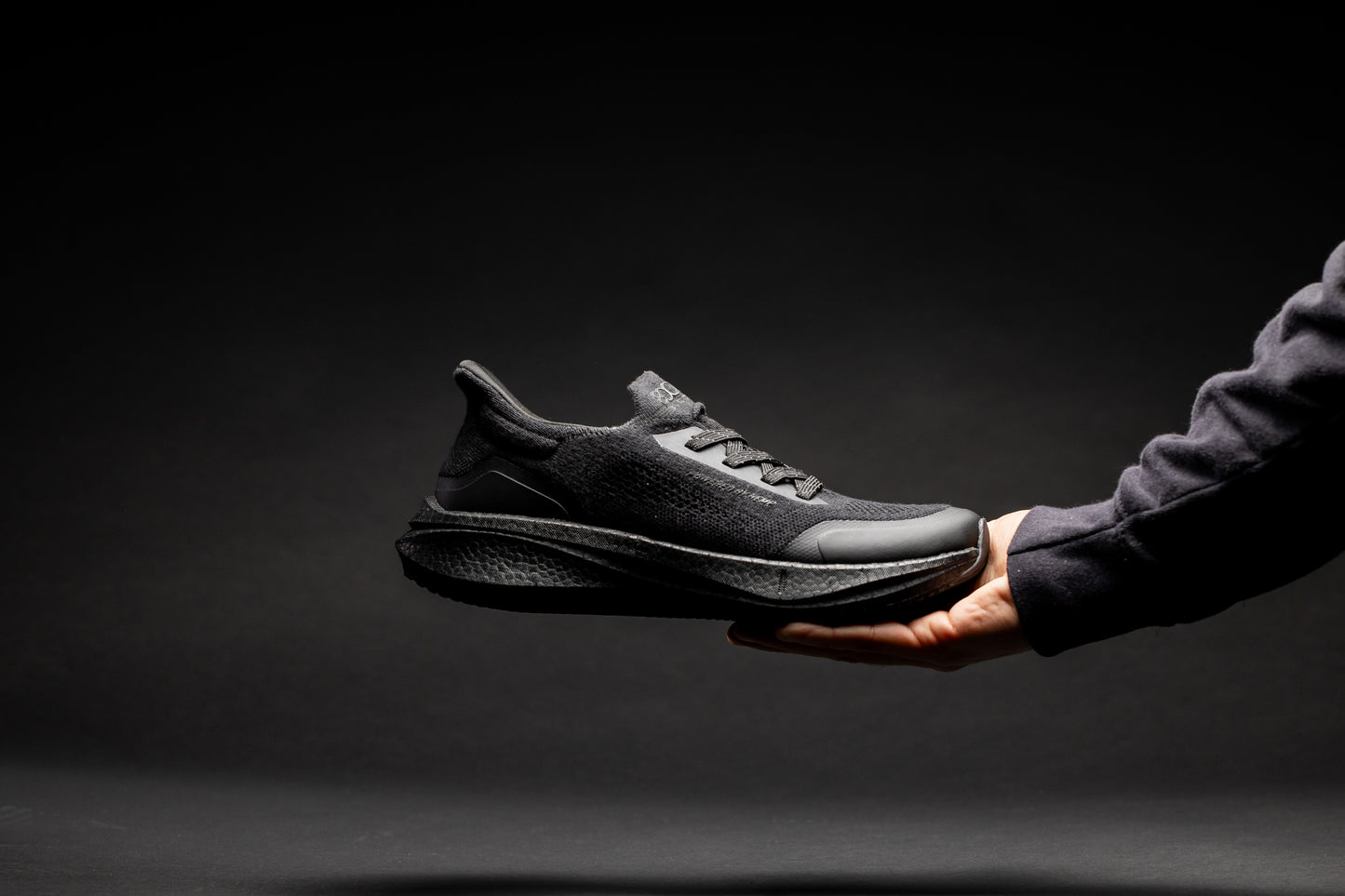 Runners for Men in Full Black